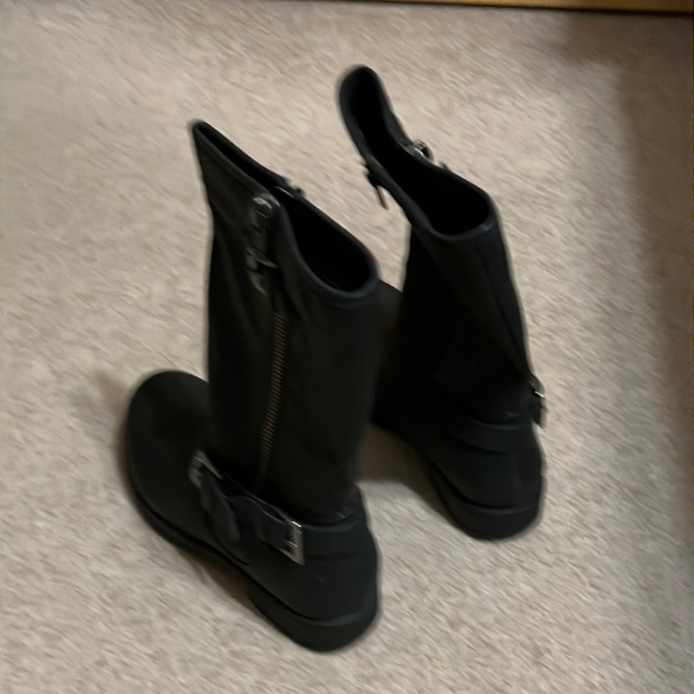 Black boots